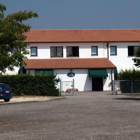 Hotel Lory Ficarolo Exterior photo